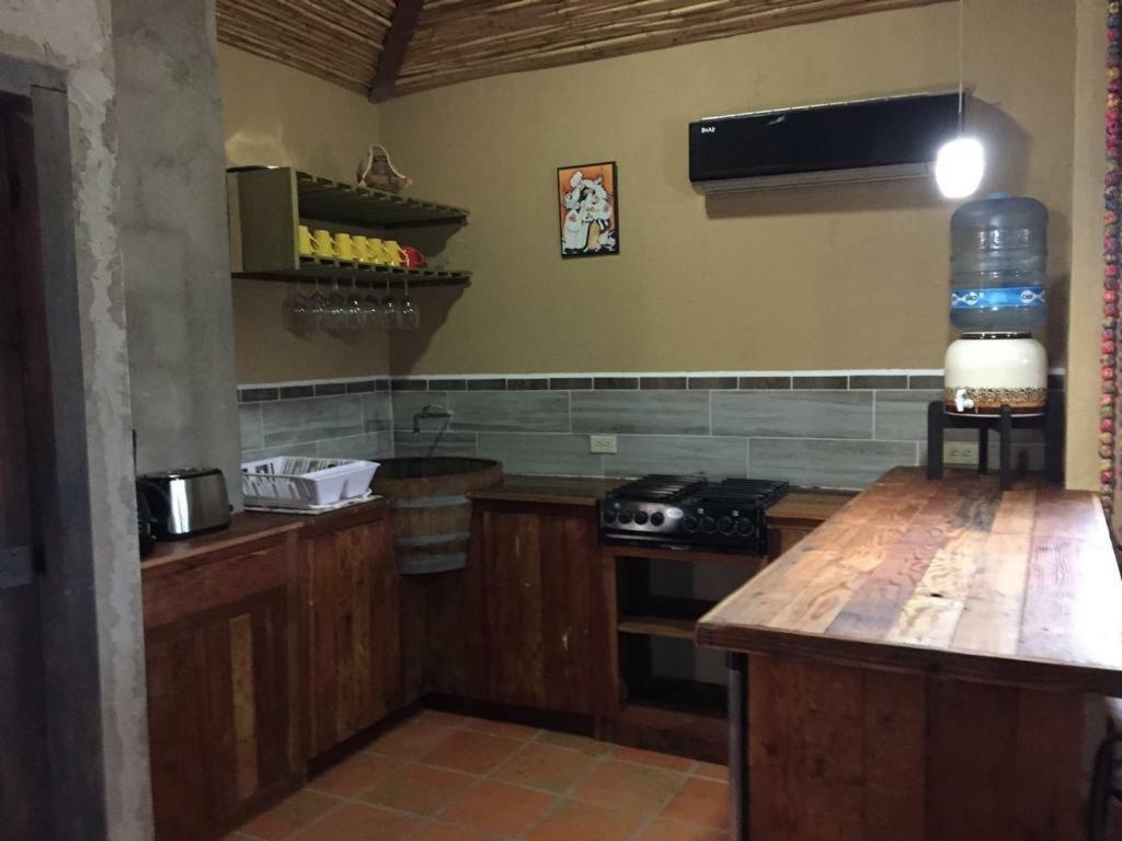 Guest House Nativo - Charming, Cozy & Affordable فالي دي جوادالوبي المظهر الخارجي الصورة