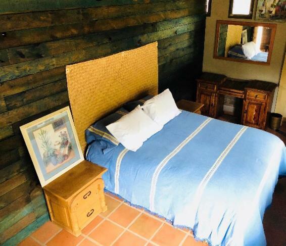 Guest House Nativo - Charming, Cozy & Affordable فالي دي جوادالوبي المظهر الخارجي الصورة